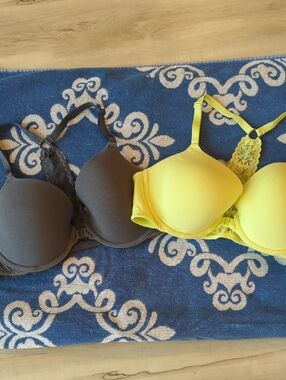 Victoria's Secret Padded Underwire Bras in Yellow and Gray